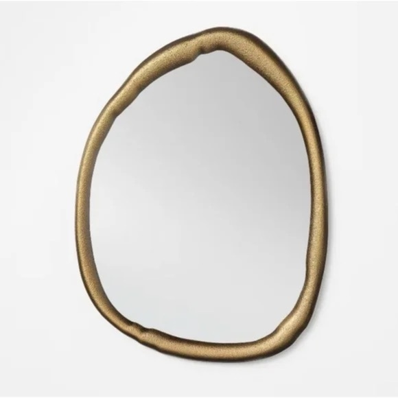 Threshold Studio McGee 14x18 Organic Round Mirror Modern Target Fall 2024 - Picture 1 of 3